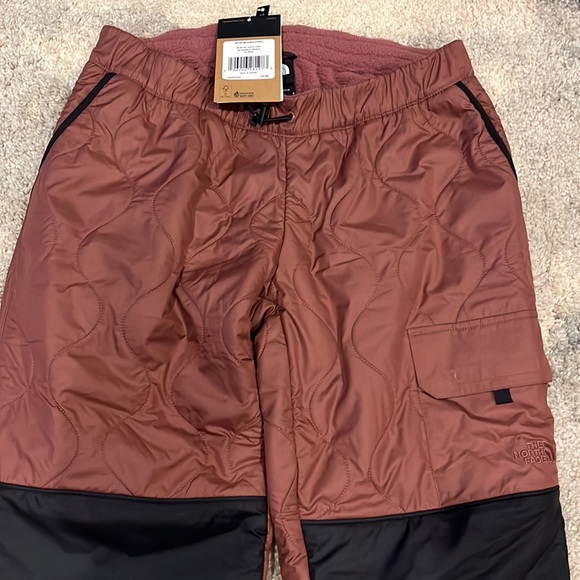 The North Face women’s ski pants, size S, standard fit, brand new - Picture 2 of 6